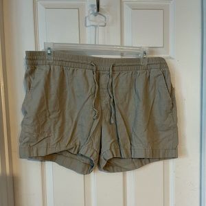 Old Navy khaki linen shorts size XL